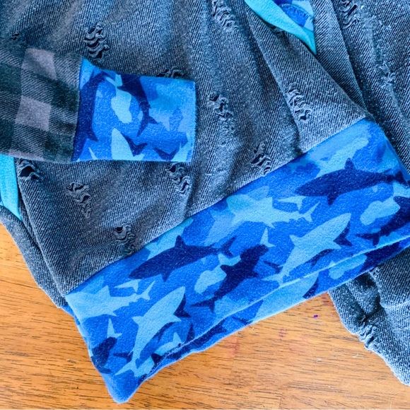 Unknown • 2 Piece Set - Picture 2 of 5